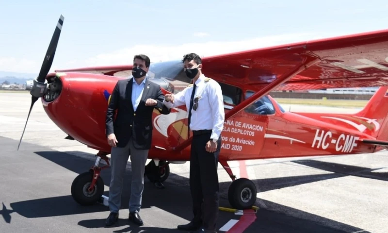 Cuenca conmemora el centenario del primer vuelo transandino / Foto: EFE