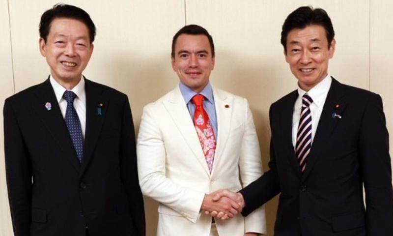 Daniel Noboa mantuvo una reunión con Yoji Muto, ministro de Economía de Japón, y el Presidente de la Liga Parlamentaria, Nishimura Yasutoshi / Foto: cortesía Presidencia
