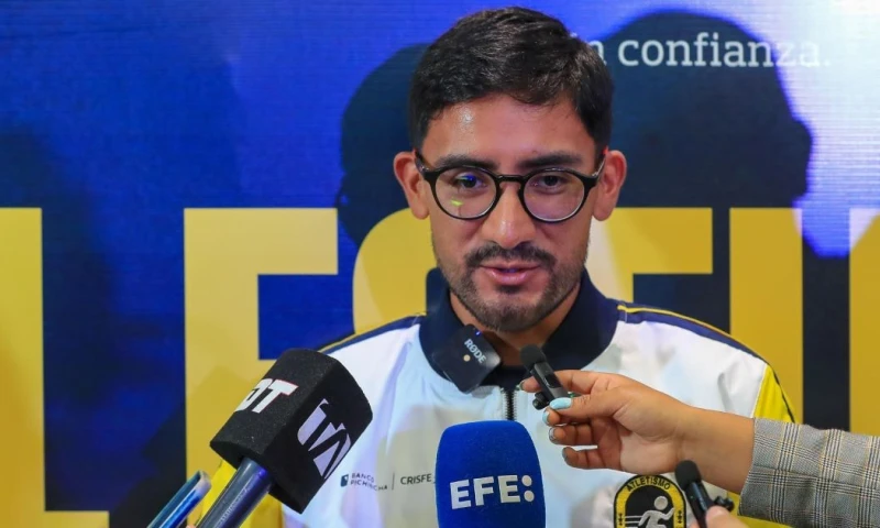 Pintado anticipó que la preparación "ha cambiado bastante" sobre todo en aspectos como la recuperación y la alimentación / Foto: EFE