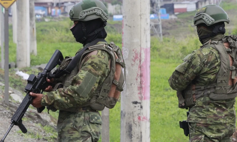 Durante el estado de excepción también se contabilizan tres policías asesinados / Foto: EFE