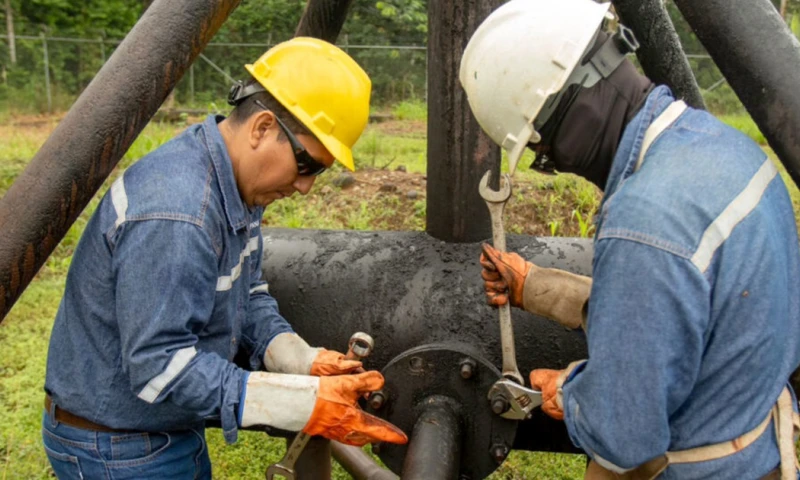 El mechero desmontado está ubicado en el Pad 153, del campo Sacha / Foto: cortesía Petroecuador 