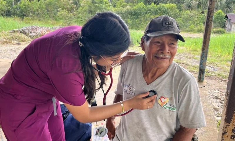Las brigadas médicas continúan con la campaña de vacunación en Cascales, Sucumbíos / Foto: cortesía Ministerio de Salud