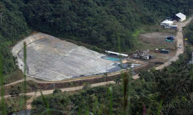 ANUNCIO. La entrada en producción del proyecto Fruta del Norte se retrasaría un mes. Foto: La Hora