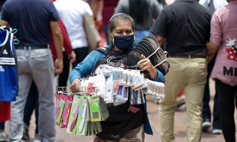 Ecuador supera los 170.000 casos de covid y se acerca a los 13.000 fallecidos / Foto: EFE