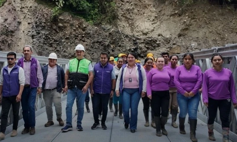 La estructura metálica de 45 metros de longitud fue inaugurada ayer / Foto: cortesía MTOP