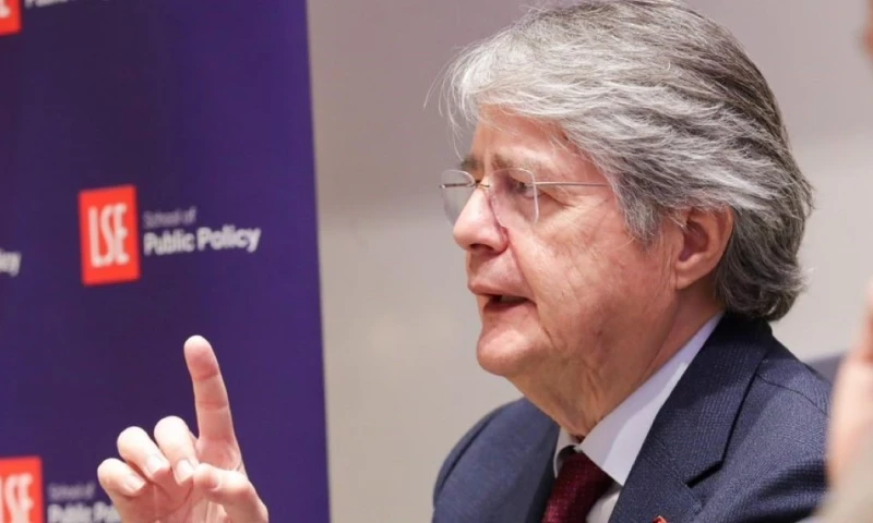 El expresidente Guillermo Lasso participó ayer un evento en London School of Economics / Foto: cortesía Guillermo Lasso