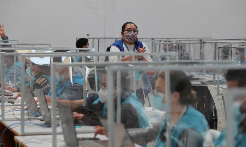 Lasso acorta a 4.252 votos la diferencia con Pérez / Foto EFE