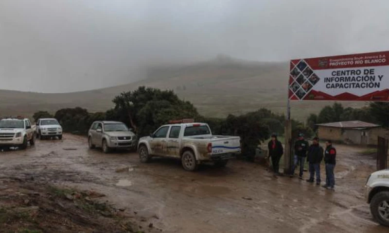 El proyecto Río Blanco, ubicado en Azuay, está paralizado desde el pasado 6 de mayo. Foto: El Comercio