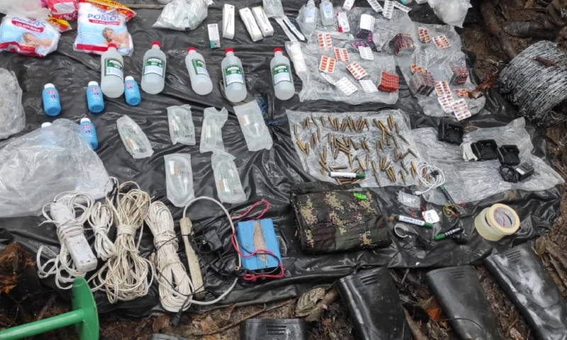 El Ejército encontró otra base clandestina en Sucumbíos en menos de una semana / Foto: cortesía Ejercito