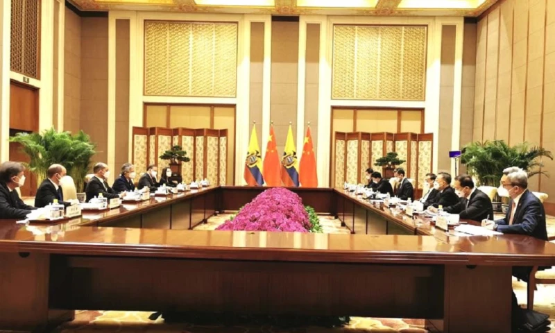 Ecuador y China comienzan a negociar un tratado de libre comercio / Foto: EFE