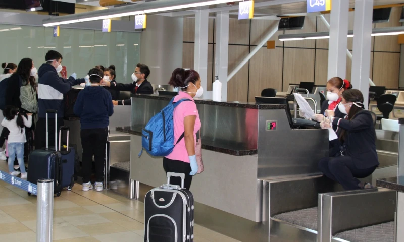 Ecuador permitirá el acceso de vacunados sin pruebas PCR para alentar turismo / Foto: EFE