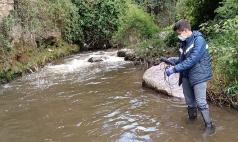 Los análisis identifican un incremento de contaminantes químicos vinculados a descargas domésticas / Foto: cortesía 