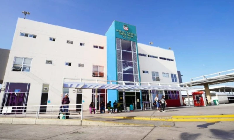 Un 11 % de los extranjeros que visitan Perú proceden de Ecuador y 6,5 % de Bolivia / Foto: cortesía Migración Perú 