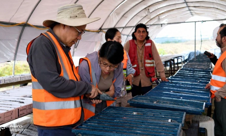Las compañías que buscan los próximos grandes proyectos mineros de Ecuador