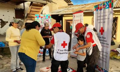 La ayuda financiará primeros auxilios, apoyo psicosocial, mantenimiento de la red de servicios de donación de sangre, entre otros. / Foto: cortesía Cruz Roja Ecuador