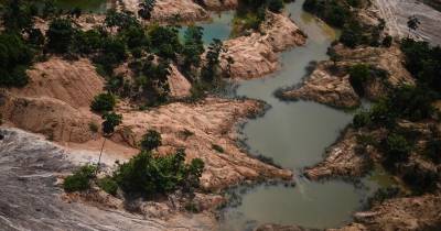 El uso de mercurio afecta a poblaciones indígenas y genera problemas sanitarios graves / Foto: EFE