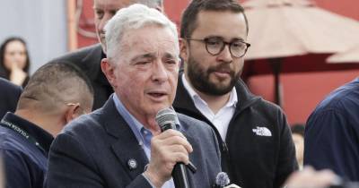 Uribe se convirtió a comienzos de agosto en el primer expresidente colombiano condenado penalmente / Foto: EFE