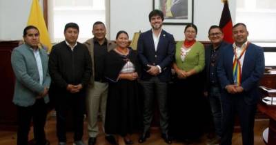 El ministro de Gobierno, José de la Gasca, se reunió con los asambleístas electos de Pachakutik / Foto: cortesía José de la Gasca