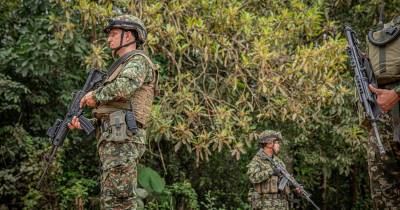 El enfrentamiento se produjo entre el Bloque Amazonas y el Bloque Jorge Suárez Briceño / Foto: cortesía Cuarta División del Ejército Nacional