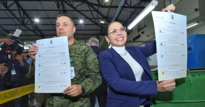 Diana Atamaint, presidenta del CNE, visitó el Instituto Geográfico Militar (IGM) / Foto: cortesía CNE