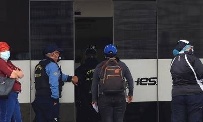 Ecuador registra 141.034 positivos y 11.647 fallecidos por COVID-19 / Foto: EFE