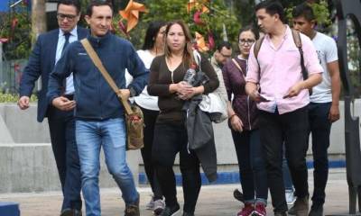 PROCESADA. Los correos que se enviaban entre Pamela Martínez (centro) y Laura Terán son parte del expediente del caso ‘Sobornos’. (Foto: La Hora)