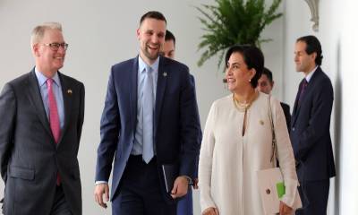 Los funcionarios coincidieron en la urgencia de concretar un acuerdo bilateral que impulse las exportaciones ecuatorianas / Foto: cortesía Cancillería