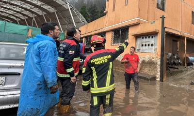 El alcalde de Quito, Pabel Muñoz, inspeccionó la zona afectada / Foto: cortesía Pabel Muñoz