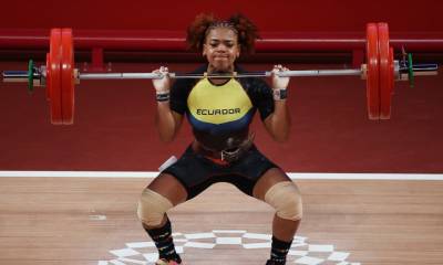 La pesista de Pastaza levantó un total de 261 kilogramos en el Grand Prix de Cuba / Foto: EFE