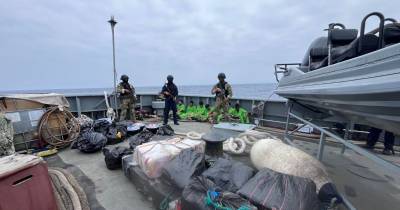 El Ministerio no precisó el tipo de droga incautada / Foto: cortesía Armada del Ecuador