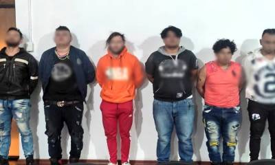 Los detenidos circulaban por la vía Urcuquí (provincia de Imbabura), en una camioneta custodiada por dos motocicletas / Foto: cortesía Policía Nacional