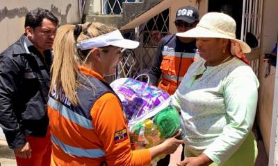 1.249 kits de asistencia humanitaria fueron entregados a personas afectadas por las lluvias / Foto: cortesía Secretaría de Gestión de Riesgos Foto: