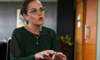 Las clases presenciales voluntarias se reanudan tras receso por el covid / Foto: EFE