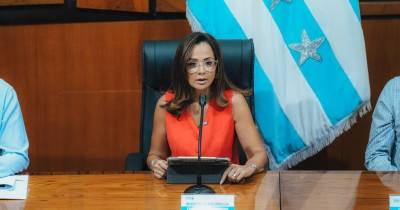 La prefecta de Guayas, Marcela Aguiñaga, anunció este jueves la terminación unilateral del contrato / Foto: cortesía Prefectura