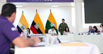 El ministro de Transporte y Obras Públicas, Roberto Luque, informó que la vía Loja–Zamora ya se encuentra habilitada / Foto: cortesía Presidencia