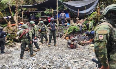 Las FF.AA. destruyeron 10 campamentos dedicados a actividades de minería ilegal / Foto: cortesía Ejército