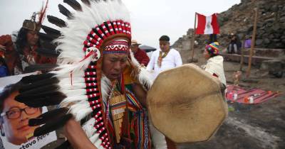 Este hecho generó la airada reacción de las autoridades en el lugar, donde abundan las banderas peruanas, y su movilización hacia la isla/ Foto: cortesía