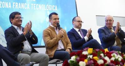 La ceremonia en Cuenca estuvo encabezada por el presidente Daniel Noboa / Foto: cortesía Presidencia