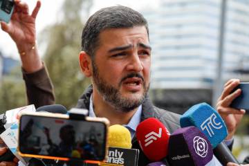 La Fiscalía pidió su vinculación en el caso y un juez le prohibió salir del país / Foto: EFE