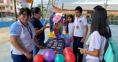 La feria educativa se realizó en la Federación Deportiva de Napo / Foto: cortesía Ministerio de Salud