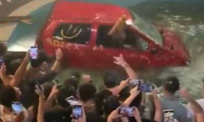 ¿Cuál es la historia del Twingo en la piscina de Macas? / Fuente: Cortesía