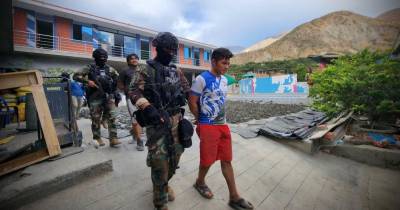Las autoridades detuvieron a nueve personas involucradas en actividades ilegales de minería / Foto: cortesía Ministerio de Defensa de Perú