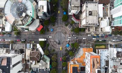 ¿Hasta qué hora es el Pico y placa en Quito? Desde las 6:00 hasta las 9:30 y de las 16:00 a las 20:00 / Foto: Shutterstock