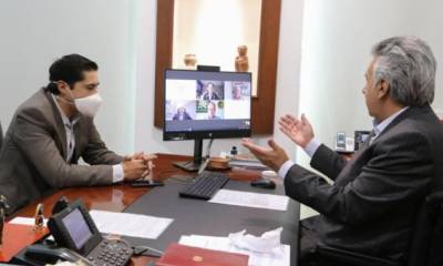 El mandatario Lenín Moreno, en una reunión con el consejo asesor económico. Foto: Cortesía / Presidencia