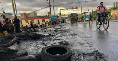 China entregará el equivalente de ese dinero en herramientas productivas chinas, un camión, una bomba de agua China, una moto, entre otros / Foto: EFE