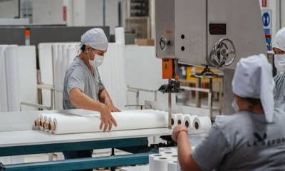 La disminución se produce tras el retorno del país a los mercados internacionales de capitales luego de siete años / Foto: cortesía La Reforma