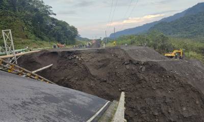 El puente colapsado se encuentra junto a las instalaciones que la compañía pública tiene en la provincia amazónica de Napo / Foto: Cortesía Petroeucador
