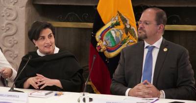 En el encuentro estuvo la canciller, Gabriela Sommerfeld; la ministra de Economía y Finanzas, Sariha Moya; y el ministro del Interior, John Reimberg / Foto: cortesía Cancillería