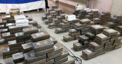 Bloque de Seguridad de Ecuador decomisó 14 toneladas de droga en el mar