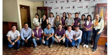 Ministerio de Desarrollo capacita a tenientes políticos en Pastaza sobre bonos y programas sociales